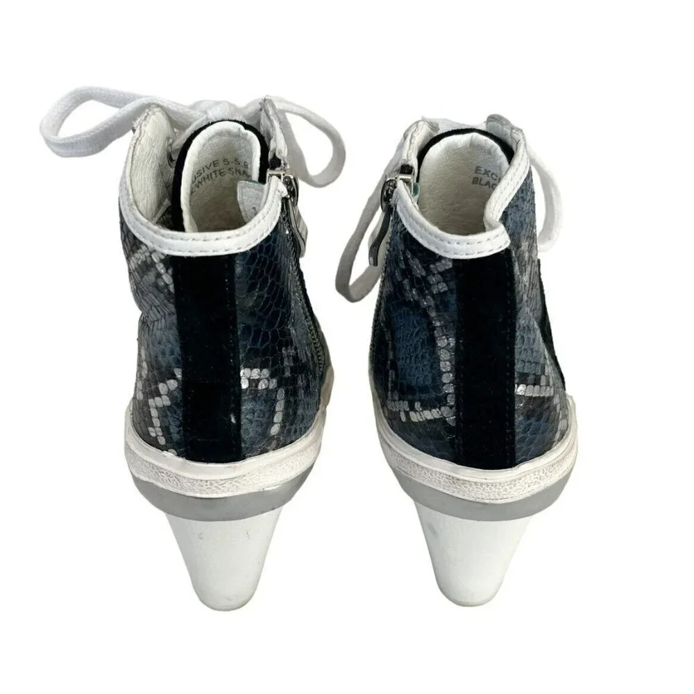 VINTAGE HAVANA Remiee Black Blue Snakeskin Embossed Leather Sneaker Bootie 5.5